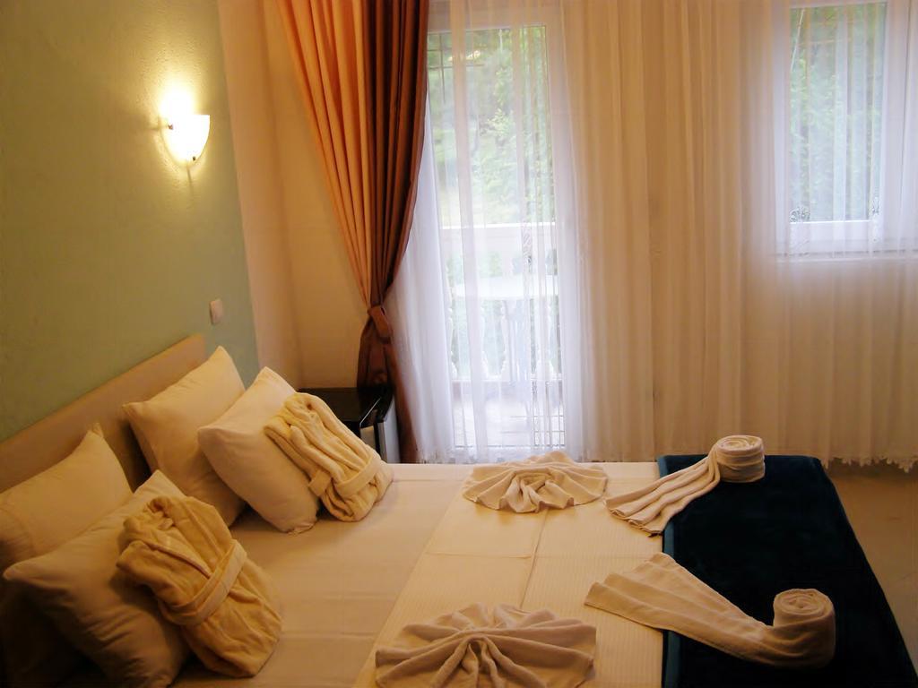 Hotel Wellness & Spa Angelo Gabriel Петровац Экстерьер фото