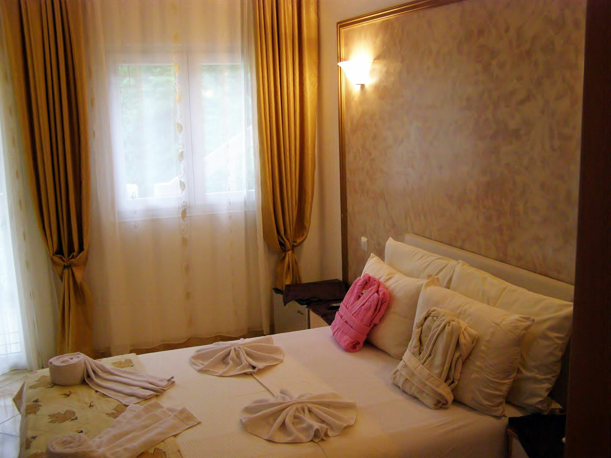 Hotel Wellness & Spa Angelo Gabriel Петровац Экстерьер фото